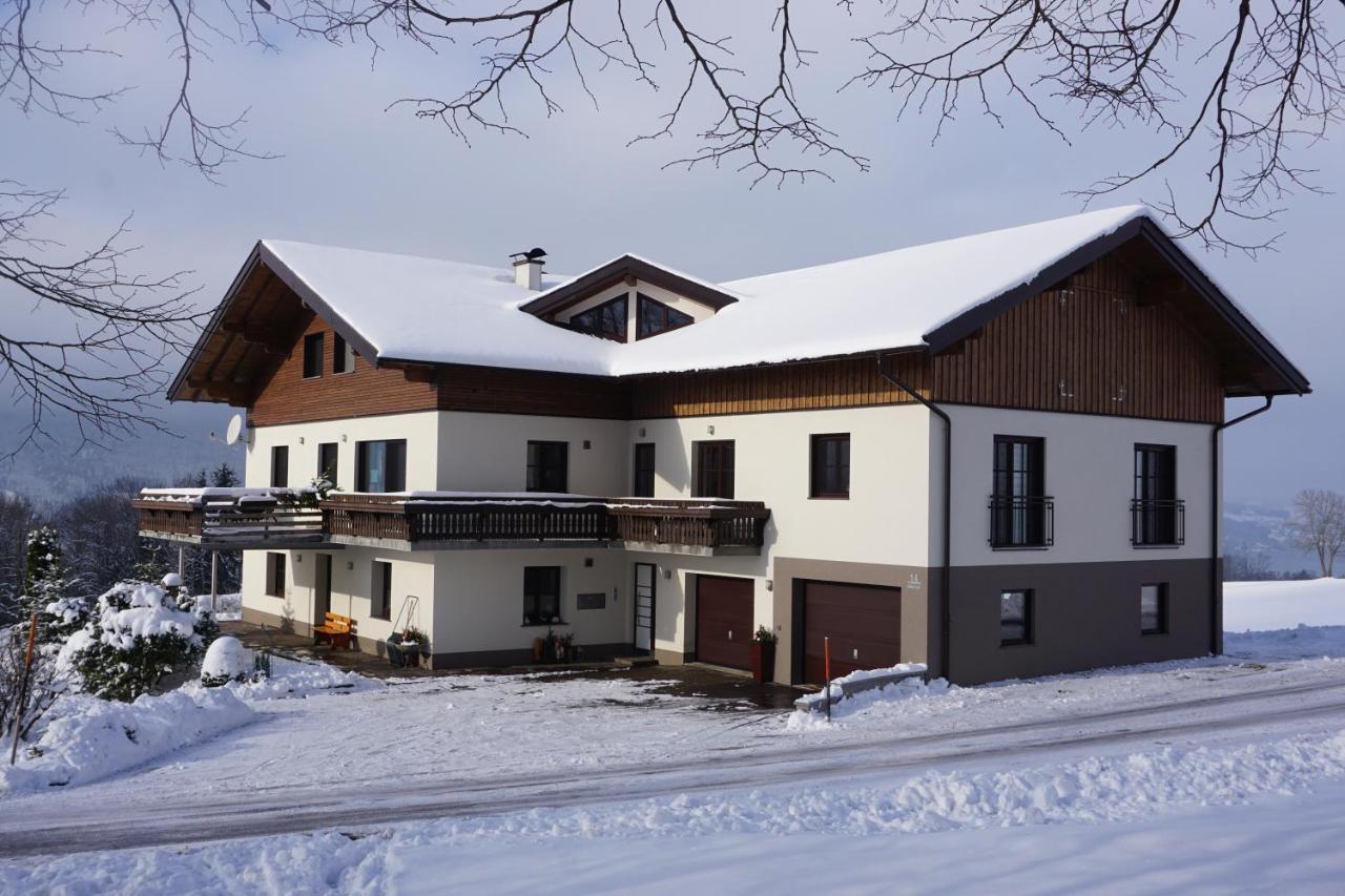 Ferienwohnung Hausleitner Зел ам Мос Екстериор снимка