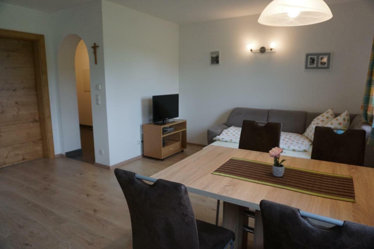 Ferienwohnung Hausleitner Зел ам Мос Екстериор снимка
